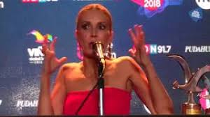 Su camino del factor x a competir por su primera gaviota en viña del mar. Alejandra Azcarate En Conferencia De Prensa Vina 2018 By Regionvisual