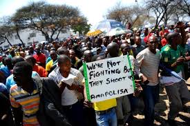 South african president cyril ramaphosa deployed the military monday to restore law and order after days of violent protests and mass looting following the imprisonment of former leader jacob zuma. Rand Sinks Amid South African Unrest Wsj