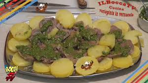 Le dimensioni però sono mediamente superiori: 187 Lingua Bollita E Patate Lesse Fin Dai Tempi Del Calesse Secondo Piatto Prelibato E Gustoso Youtube