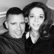 WHO REMEMBERS THE ICE SKATING RINK THAT WAS LOCATED INSIDE THE THE OMNI?