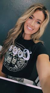 Abbey Scott (@AbSlang5)