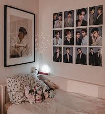 Daripada pusing gak bisa beli bts meal mending bikin nasi bts aja. Aesthetic Kpop Small Room Decor Novocom Top