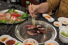 Der kimchi kommt hier pur, im . Korea Bbq Sushi Now Firing Meats In Brentwood Eater Nashville