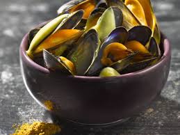 Decouvrez Notre Recette Facile Et Rapide De Moules Mariniere A La Creme Et Au Curry Sur Cuisine Actu Recette Moules Marinieres Recette Moules Moules Marinieres