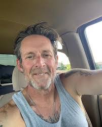 Dennis Menard's Instagram, Twitter & Facebook