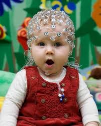 The influence of children's communicative environments