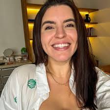 Lívia Gayer • DENTISTA (@liviagayer) · Instagram 照片和视频