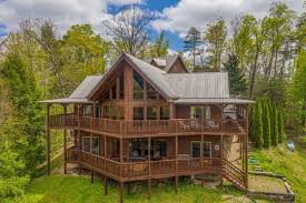 You will love our 4 bedroom cabin located within half mile of the parkway in pigeon forge tn. Mountain Laurel Lodge A Pigeon Forge Cabin Rental