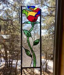 Rainbow Rose Stained Glass Garden Stake By Tristansartworks On Etsy Minibiotop Glasmalerei Buntglasfenster