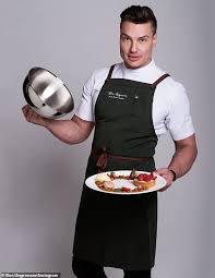 A masterchef star who is accused of sexually assaulting a teenager is being represented by a fellow former contestant. Dumped Masterchef Back To Win Star Ben Ungermann In Blistering New Year Post Daily Mail Online