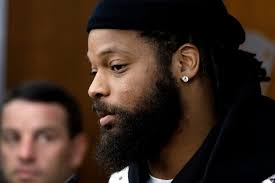 Cowboys expect DL Michael Bennett to stand