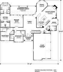 Our most popular split bedroom floor plans have the master bedroom suite separated from the rest of the bedrooms for added privacy. Country Traditional Home With 3 Bedrms 2461 Sq Ft Plan 109 1103