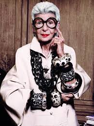 Find iris apfel jewelry, shoes and handbags at hsn. Iris Apfel Mit 99 Das Leben Ist Ein Fest Texterella