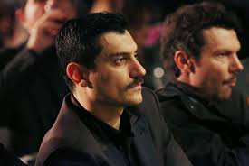 Ποιος πασίγνωστος ηθοποιός εμφανίστηκε για πρώτη φορά στην εκπομπή O Argyrhs Pantazaras Sto Kokkino Xali Toy Festibal Berolinoy Ladylike Gr