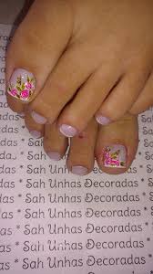 São usados também adesivos, pedrarias e a clássica francesinha, que. 79 Fotos De Unhas Com Rosas