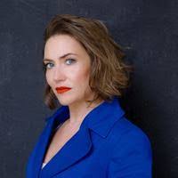 Ellen Pearson's Instagram, Twitter & Facebook