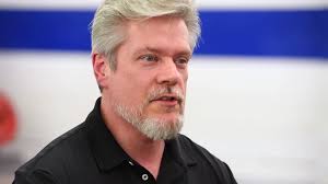 Bummed about knee pain