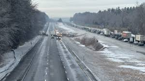 Several crashes on Connecticut highways disrupt Wednesday's morning commute