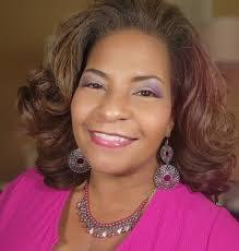 Amber Bracey's Instagram, Twitter & Facebook