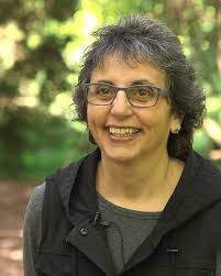 Carrie Foss's Instagram, Twitter & Facebook