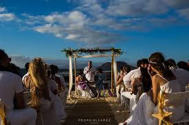 Noticias, escuchar online la radio majorera, onda fuerteventura, suena bien, xtra radio, conecta2, deportes, la cancela, especiales, el magacín de la mañana. Fotos De Boda Ibicenca En Las Playas De Fuerteventura Corralejo