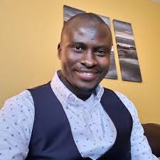 Peter Gideon (@Peokello)