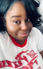 Looking for gaming friends with mic