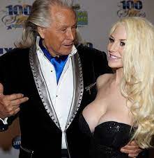 Scroll below to check courtney stodden net worth, biography, age, height, dating, salary & many more details. Courtney Stodden Biography Net Worth Wiki Facts Age Married Husband Dating Divorce Haircut Nationality Famous For Albums Tv Shows Salary Factmandu