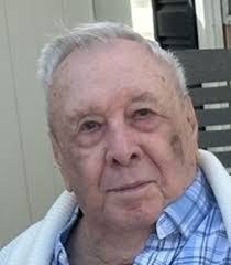 Linda Mayrand's Instagram, Twitter & Facebook