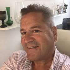 Therapist Bradley Riddell