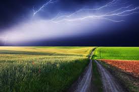 Небо, облака, тучи, гроза, молния, шторм, природа. Kartinki Po Zaprosu Groza V Pole Pictures Of Lightning Nature Backgrounds Landscape