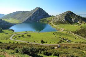 Lagos De Covadonga Como Llegar Que Ver Y Rutas Guia Completa Tuscasasrurales Com