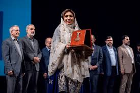 دبیر سازمان مردم‌نهاد جوانان از چهارمحال و بختیاری حائز رتبه برگزیده چهارمین رویداد ملی جایزه امیر شد
