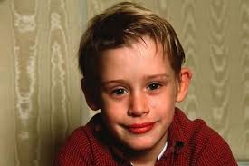 Early roles saw him appearing in a stage production of bach culkin rose to international fame with his lead role as kevin mccallister in the blockbuster film home. Macaulay Culkin Biography Photo Age Height Personal Life News Filmography 2021