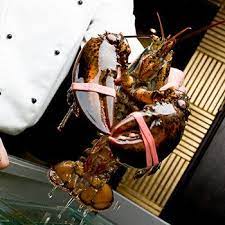 Learn How To Cook Live Lobsters At Home Maine Lobster Now Recipe Live Lobster How To Cook Liver How To Cook Lobster