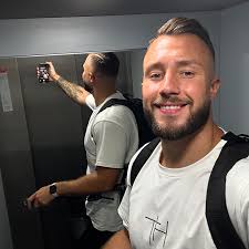 Ich wünsche euch ein schönes Wochenende. 🤙🏼😁 Hat jemand was schönes  geplant?