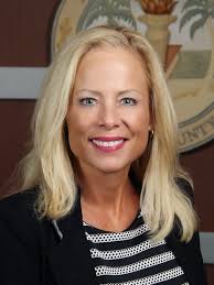 Lee County school board aims to make Cape principal the academic chief