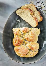 Tresse Au Beurre A L Allemande Tresse Au Beurre Cuisson Des Aliments Idee Recette