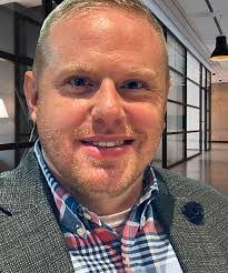 Carl Dollar's Instagram, Twitter & Facebook