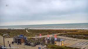 Dazu zählen badeseen, strände und freibäder die zum sonnenbaden und relaxen einladen. Scheveningen Beach Live Hd Webcam Netherlands