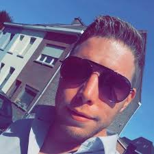 We came, I got bored, I went home early