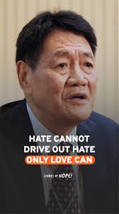In the 90s, Jeff Yuen was a serial shoplifter. But one day, he was caught  by Georgina Lee, a store manager. However, rather than turn him in, Jeff  was surprised by Georgina's
