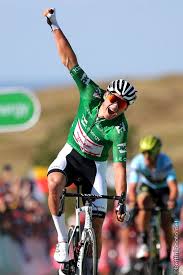 Mathieu van der poel e wout van aert (afp). Worldtour Weekend Wrap Up Mathieu Van Der Poel At The Tour Of Britain Road Bike Action