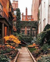 Give The Most Epic Gift Ever This Christmas House Of Valentina Beacon Hill Boston Beacon Hill Boston House