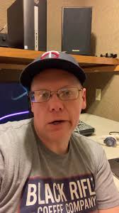 Hi everyone! Tell us...