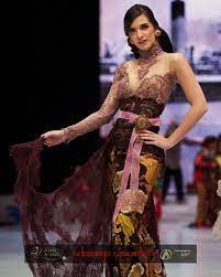 Check spelling or type a new query. 13 Kebaya Artis Dengan Rancangan Anne Avantie Bagus Banget