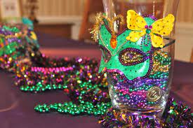 Mardi gras decorating ideas glam it up with ideas for amazing mardi gras decorations, from table decor to balloons. Mardi Gras Themed Birthday Party Cheap Online Shopping