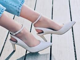 We carry hundreds of top shoe brands at affordable everyday prices. Sustainable Outfits 22 Vegan Shoe Brands With The Chicest Heels