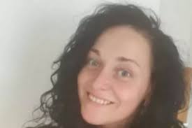 Tributes paid to the 'happiest, loudest person in the room' after young  Scots mum dies of bowel cancer