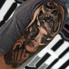 Tattoo Oberarm 3d Frau Portrat Skull Coole Tattoos Fur Manner Armeltatowierungen Tattoo Girls